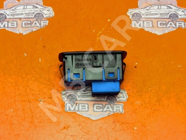 Кнопка MERCEDES-BENZ GL-класс X164 рестайлинг (2009 - 2012) — Разборка Мерседес