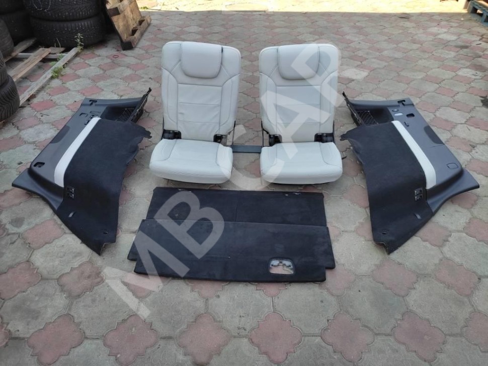 Салон MERCEDES-BENZ GLS-класс X166 (2015 - 2019) фото 1 — Разборка Мерседес