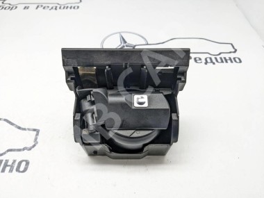 Подстаканник MERCEDES-BENZ S-класс W220 (1998 - 2005) — Разборка Мерседес