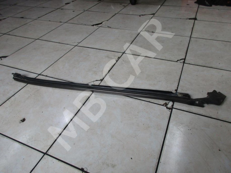 Молдинг лобового стекла MERCEDES-BENZ S-класс W220 (1998 - 2005) фото 1 — Разборка Мерседес