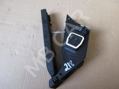 Педаль газа электронная MERCEDES-BENZ CLS-класс C218/X218 (2010 - 2014) — Разборка Мерседес