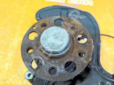 Кулак поворотный передний правый MERCEDES-BENZ C-класс W204/S204/С204 рестайлинг (2011 - 2015) — Разборка Мерседес