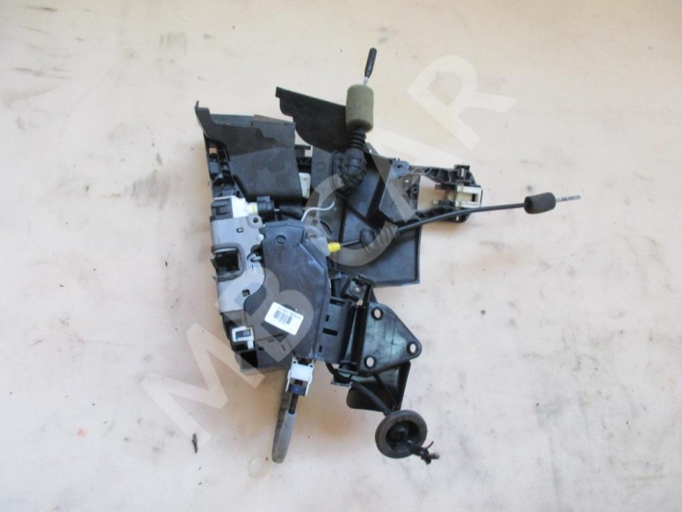 Замок двери передней левой MERCEDES-BENZ C-класс W204/S204 (2006 - 2011) фото 1 — Разборка Мерседес