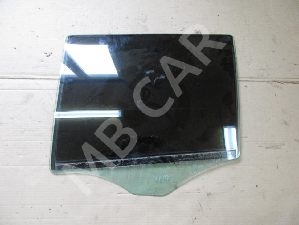 Стекло заднее левое MERCEDES-BENZ E-класс W211/S211 (2002 - 2006) фото 1 — Разборка Мерседес