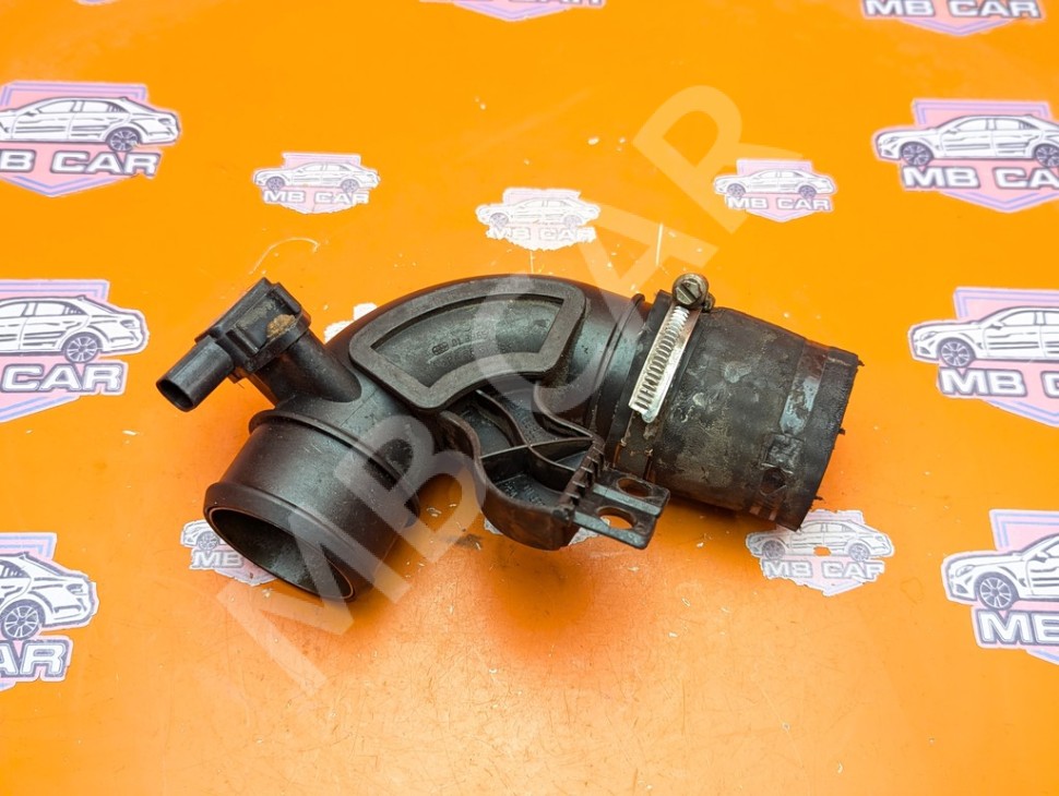 Патрубок интеркулера MERCEDES-BENZ M-класс W163 рестайлинг (2001 - 2005) фото 1 &mdash; Разборка Мерседес