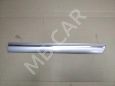 Молдинг двери MERCEDES-BENZ E-класс W210/S210 рестайлинг (1999 - 2003) — Разборка Мерседес