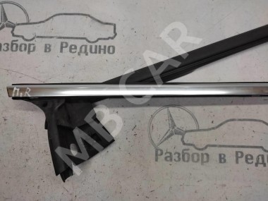 Молдинг стекла двери MERCEDES-BENZ CLS-класс C219 (2004 - 2008) — Разборка Мерседес