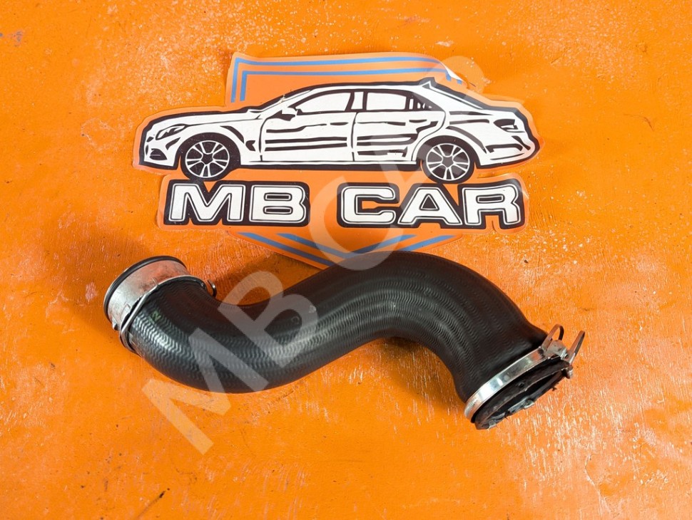 Патрубок интеркулера MERCEDES-BENZ S-класс W221 рестайлинг (2009 - 2013) фото 1 &mdash; Разборка Мерседес