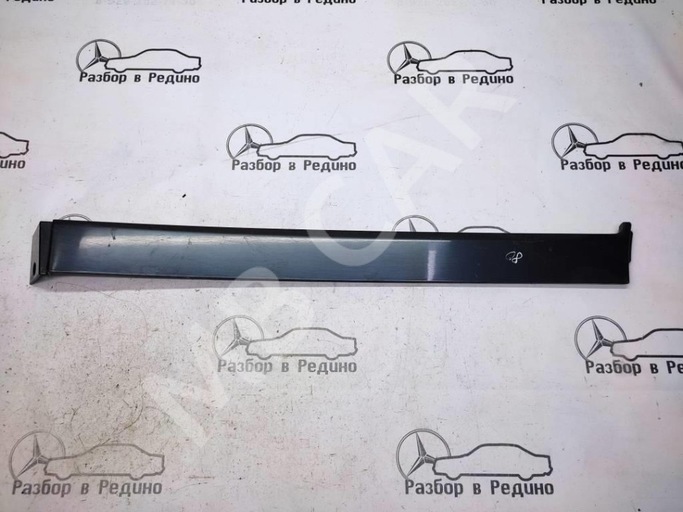 Крышка шины сдвижной двери MERCEDES-BENZ V-класс W639 (2003 - 2014) фото 1 — Разборка Мерседес