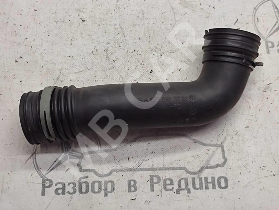 Патрубок воздушный MERCEDES-BENZ E-класс W211/S211 рестайлинг (2006 - 2009) фото 1 — Разборка Мерседес