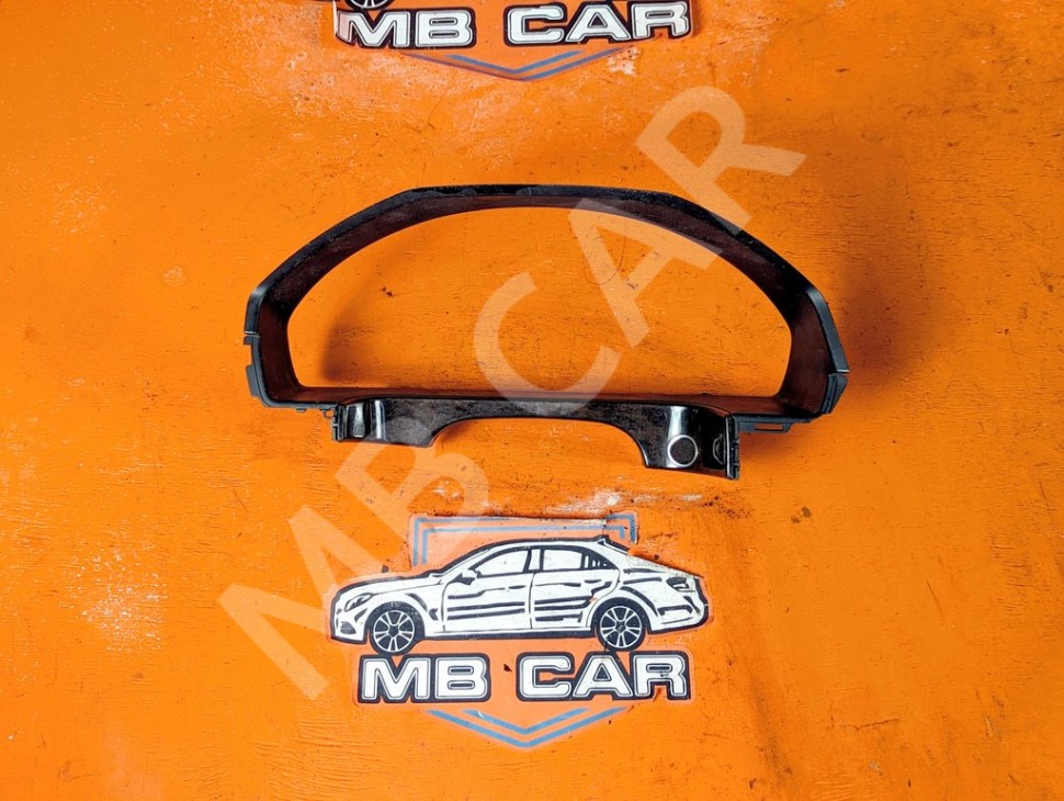 Накладка щитка приборов MERCEDES-BENZ E-класс W212/S212/C207/A207 (2009 - 2013) фото 1 &mdash; Разборка Мерседес