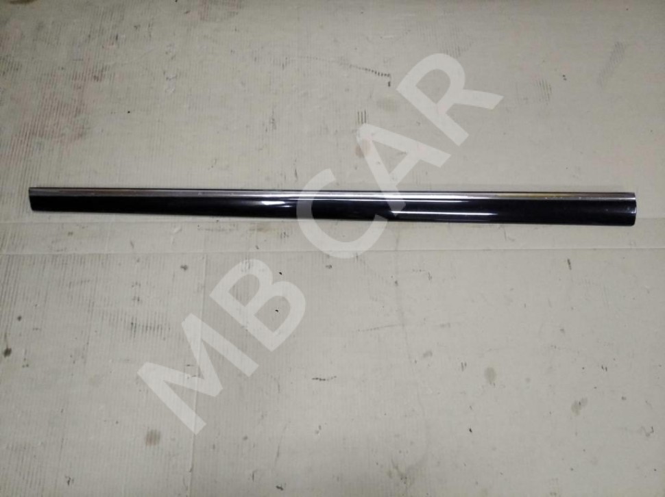 Молдинг двери MERCEDES-BENZ S-класс W220 (1998 - 2005) фото 1 &mdash; Разборка Мерседес