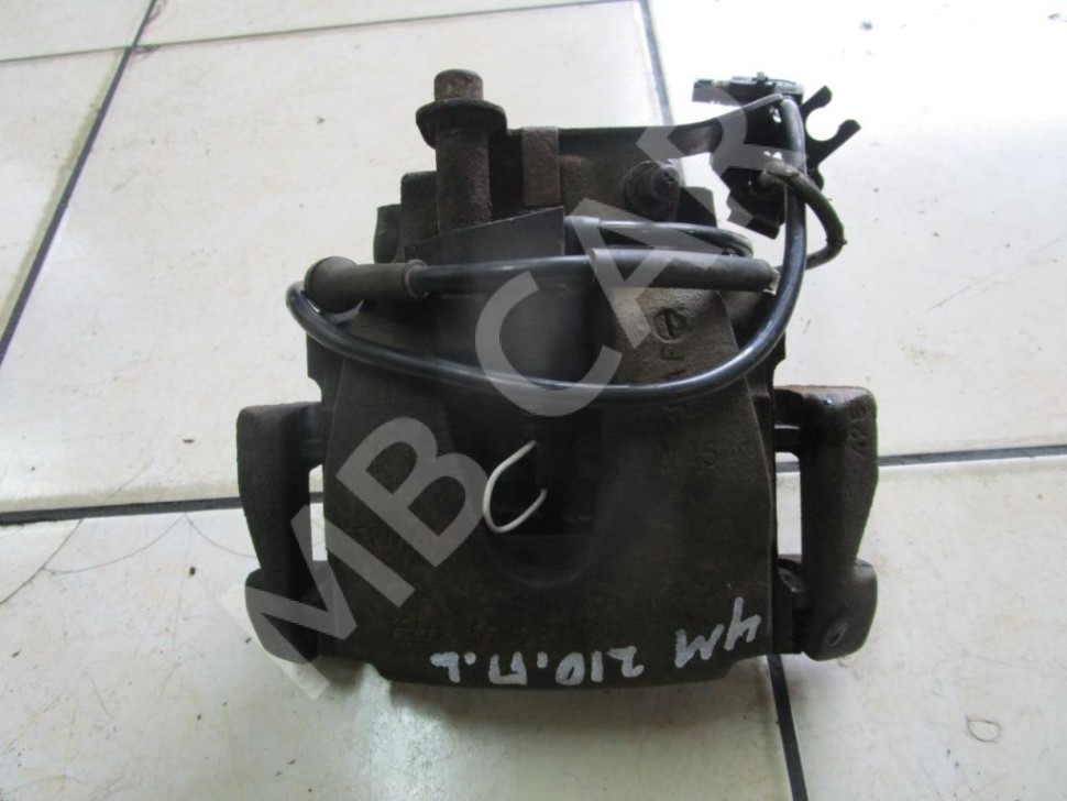 Суппорт передний левый MERCEDES-BENZ E-класс W210/S210 (1995 - 1999) фото 1 — Разборка Мерседес