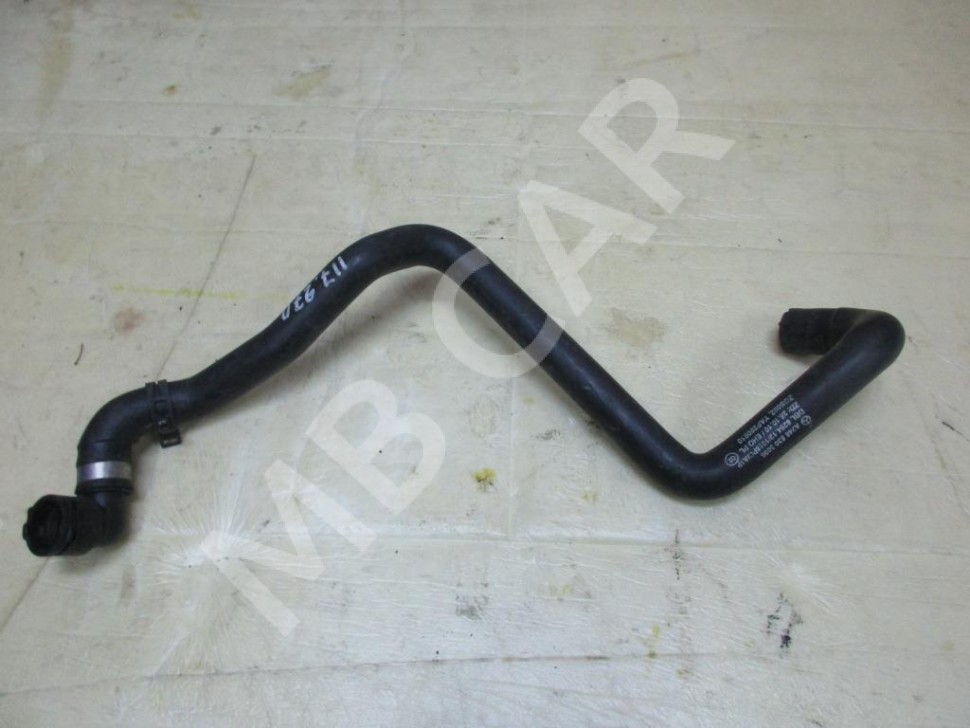 Патрубок ОЖ MERCEDES-BENZ CLA-класс C117/X117 рестайлинг (2016 - 2019) фото 1 — Разборка Мерседес