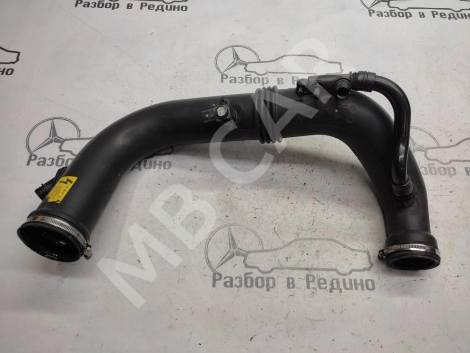 Патрубок воздушный MERCEDES-BENZ C-класс W204/S204 (2006 - 2011) фото 1 — Разборка Мерседес