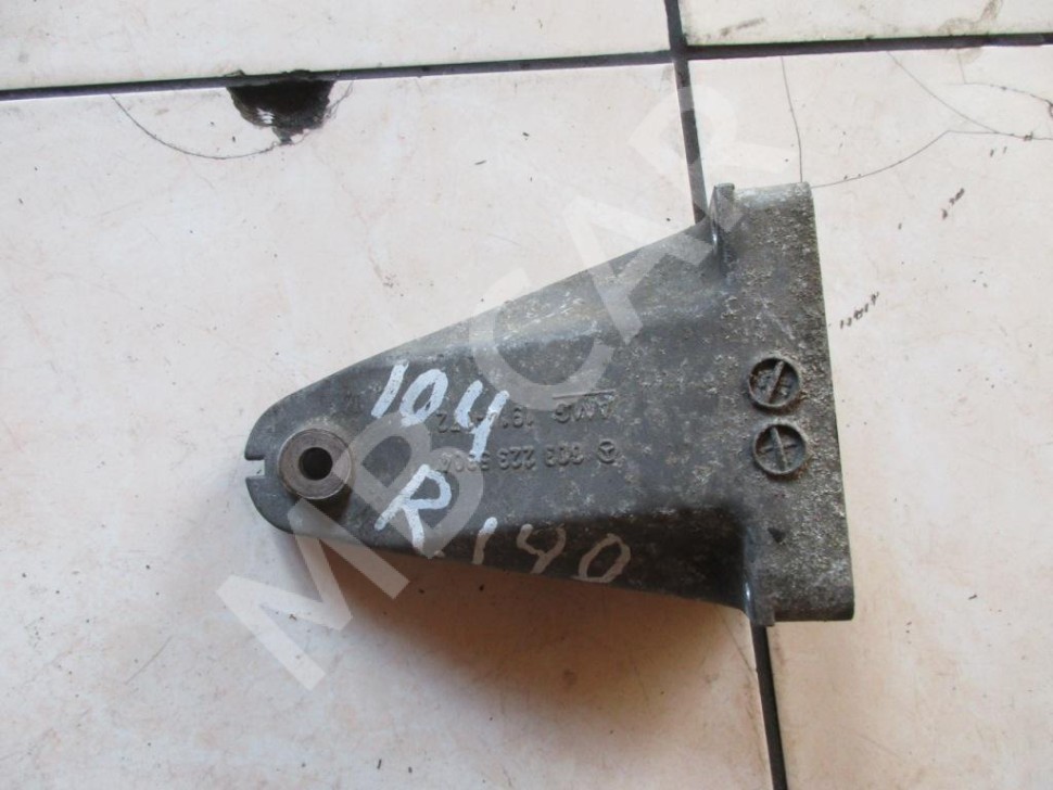 Лапа правая MERCEDES-BENZ S-класс W140 (1991 - 1998) фото 1 — Разборка Мерседес