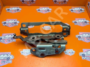 Петля капота MERCEDES-BENZ C-класс W204/S204 (2006 - 2011) — Разборка Мерседес