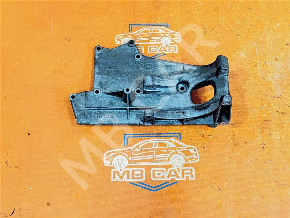 Кронштейн генератора MERCEDES-BENZ E-класс W210/S210 (1995 - 1999) фото 1 &mdash; Разборка Мерседес