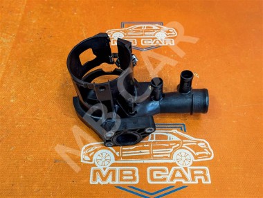 Кронштейн топливного фильтра MERCEDES-BENZ C-класс W204/S204 (2006 - 2011) — Разборка Мерседес