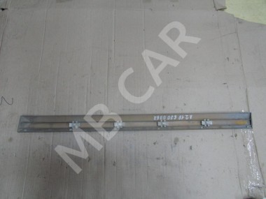 Молдинг двери MERCEDES-BENZ E-класс W210/S210 (1995 - 1999) — Разборка Мерседес