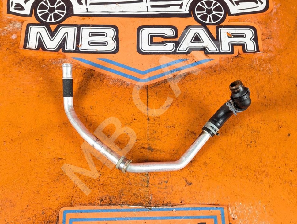 Патрубок ОЖ MERCEDES-BENZ C-класс W205/S205/C205/A205 (2014 - 2018) фото 1 &mdash; Разборка Мерседес