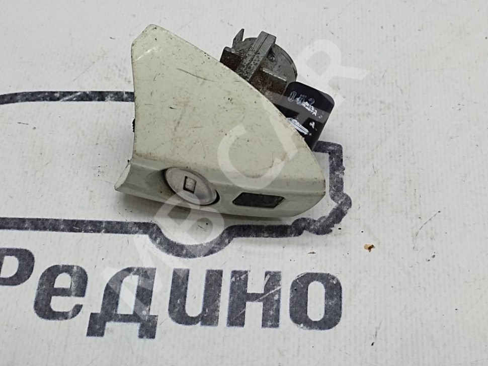 Личинки дверей MERCEDES-BENZ C-класс W204/S204/С204 рестайлинг (2011 - 2015) фото 1 — Разборка Мерседес