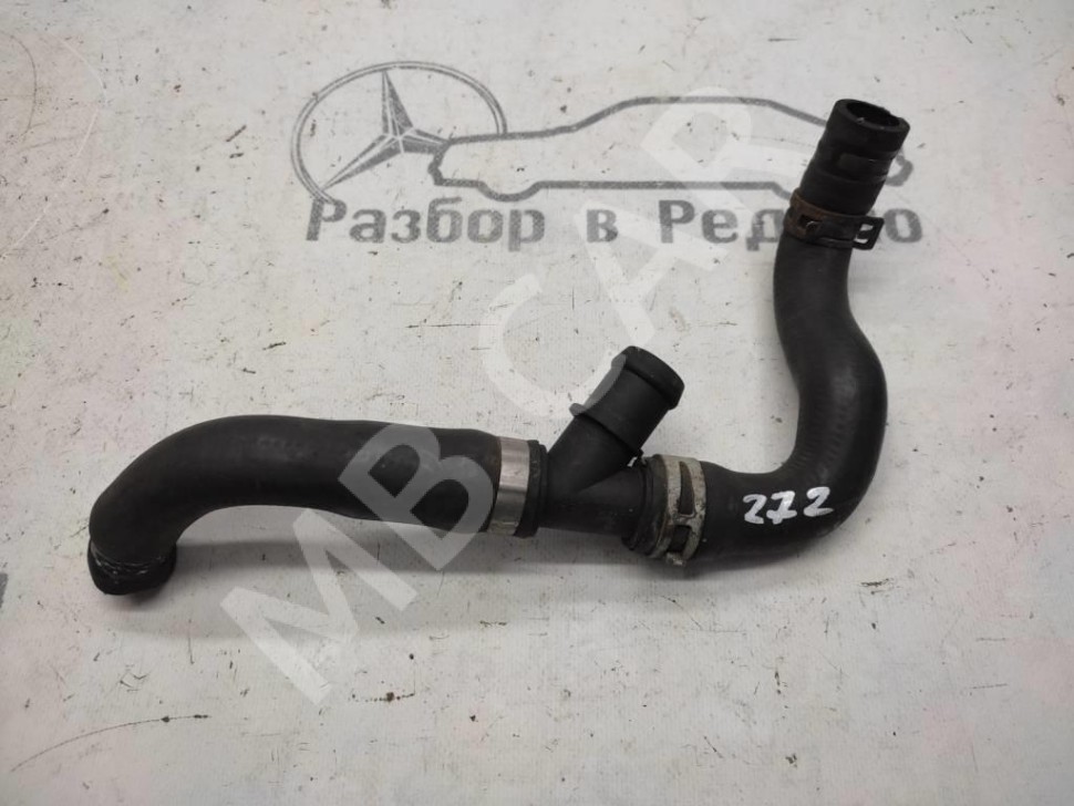 Патрубок ОЖ MERCEDES-BENZ C-класс W203/S203/CL203 (2000 - 2004) фото 1 — Разборка Мерседес