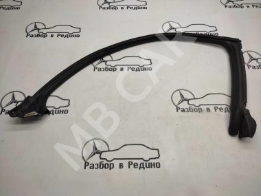 Уплотнитель стекла двери MERCEDES-BENZ CLS-класс C219 (2004 - 2008) — Разборка Мерседес
