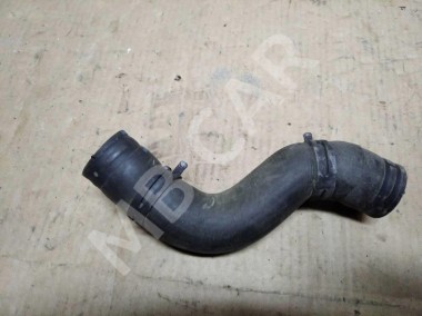 Патрубок ОЖ MERCEDES-BENZ CLA-класс C117/X117 (2013 - 2016) — Разборка Мерседес