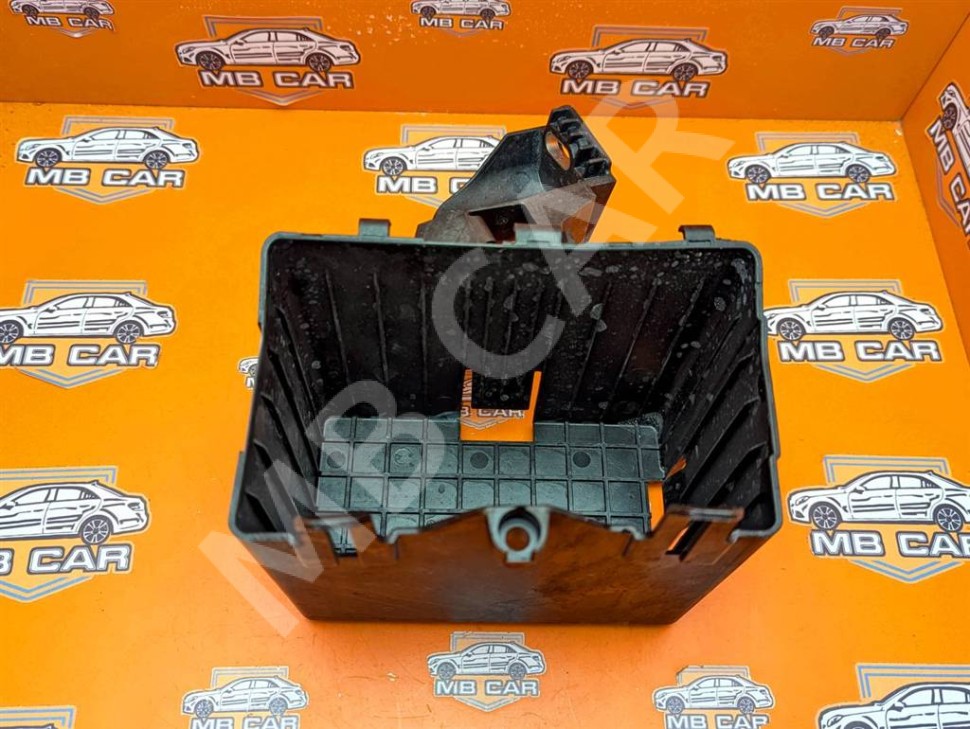 Кронштейн АКБ MERCEDES-BENZ S-класс W222/C217/A217 (2013 - 2017) фото 1 — Разборка Мерседес