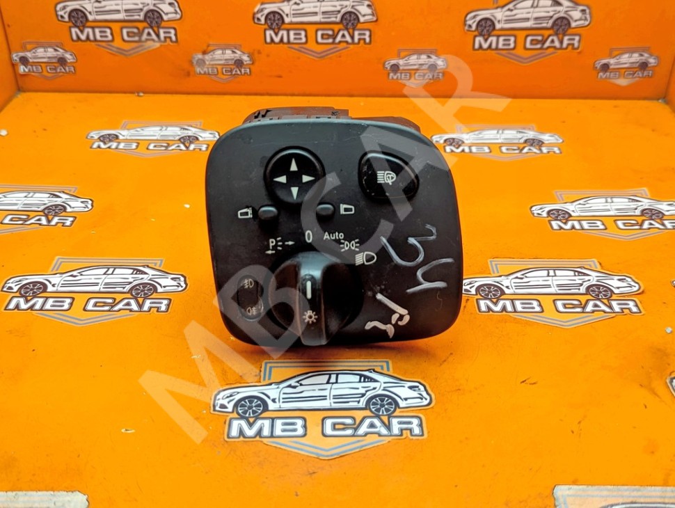 Переключатель света MERCEDES-BENZ C-класс W203/S203/CL203 (2000 - 2004) фото 1 &mdash; Разборка Мерседес