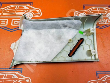 Накладка задней стойки MERCEDES-BENZ GL-класс X166 (2012 - 2016) — Разборка Мерседес