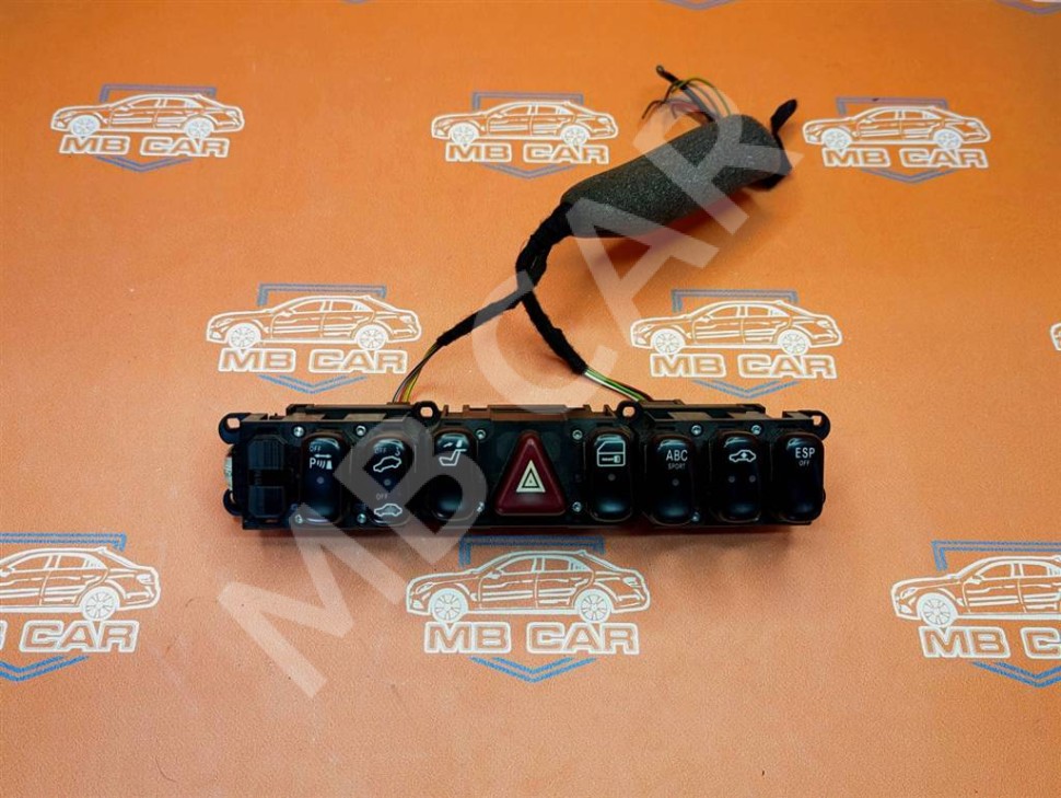 Блок кнопок MERCEDES-BENZ CL-класс C215 (1999 - 2002) фото 1 — Разборка Мерседес