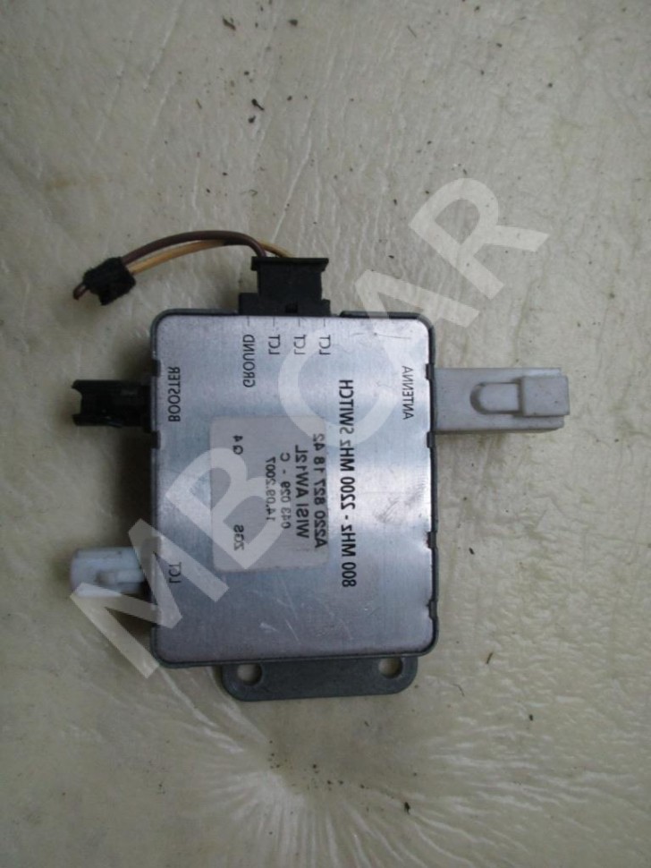 Антенна MERCEDES-BENZ S-класс W221 (2005 - 2009) фото 1 — Разборка Мерседес