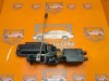 Ручка открытия багажника MERCEDES-BENZ M-класс W163 рестайлинг (2001 - 2005) фото 2 &mdash; Разборка Мерседес
