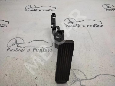 Педаль газа MERCEDES-BENZ CLK-класс C208/A208 рестайлинг (1999 - 2003) — Разборка Мерседес