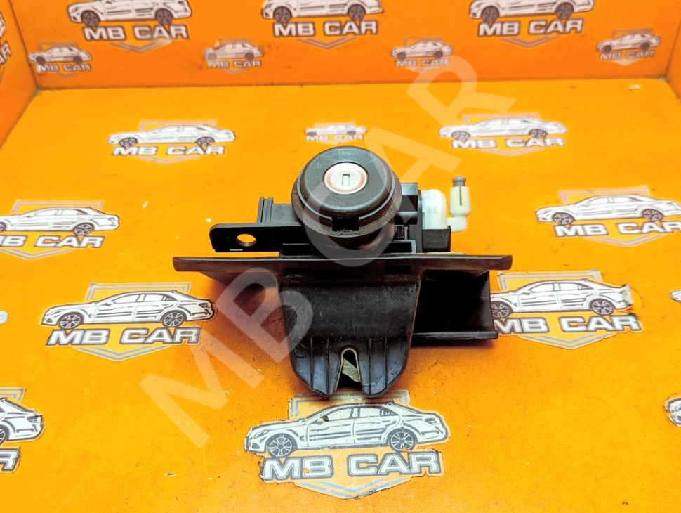Замок багажника MERCEDES-BENZ E-класс W210/S210 (1995 - 1999) фото 1 &mdash; Разборка Мерседес