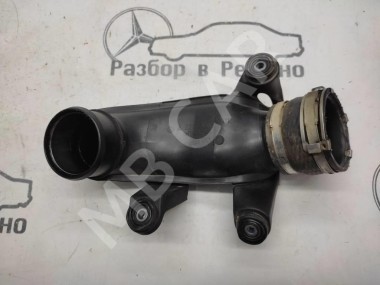 Патрубок интеркулера MERCEDES-BENZ S-класс W221 (2005 - 2009) — Разборка Мерседес