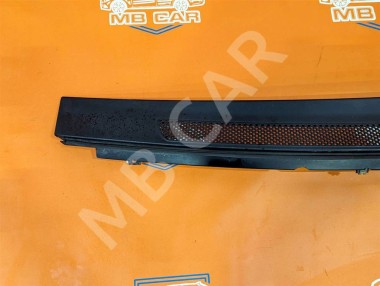 Решетка MERCEDES-BENZ A-класс W168 рестайлинг (2001 - 2004) — Разборка Мерседес