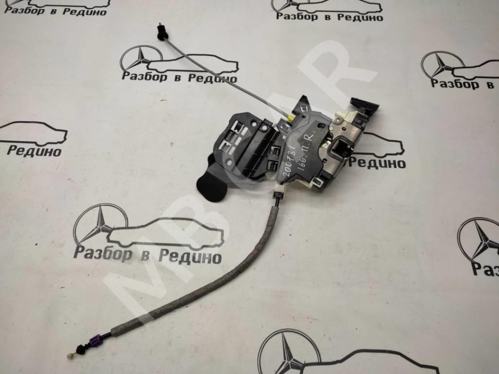 Замок двери передней правой MERCEDES-BENZ M-класс W166 (2011 - 2015) фото 1 &mdash; Разборка Мерседес