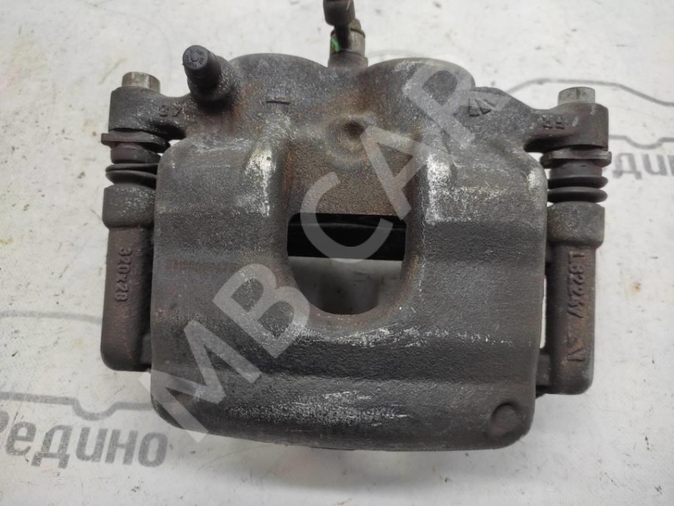 Суппорт передний левый MERCEDES-BENZ X-класс I (2017 - 2020) фото 1 &mdash; Разборка Мерседес