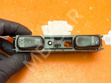 Кнопка блокировки мостов MERCEDES-BENZ M-класс W163 рестайлинг (2001 - 2005) &mdash; Разборка Мерседес