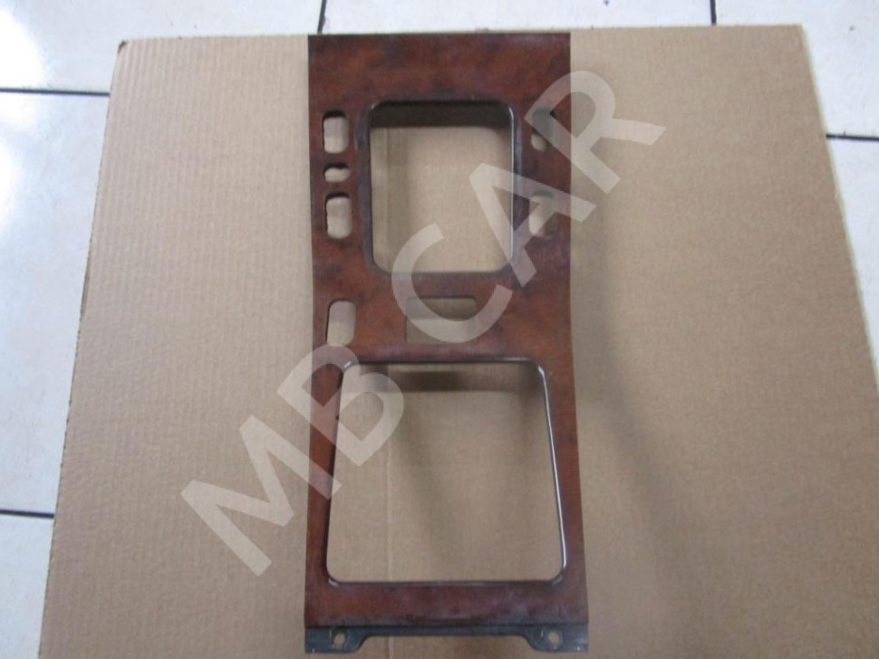 A1636805739 Накладка кулисы АКПП MERCEDES-BENZ ML-class w163 купить за ...