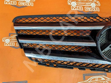 Решетка радиатора MERCEDES-BENZ R-класс W251 (2005 - 2007) — Разборка Мерседес