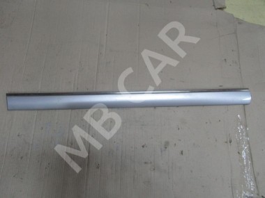 Молдинг двери MERCEDES-BENZ E-класс W210/S210 (1995 - 1999) — Разборка Мерседес