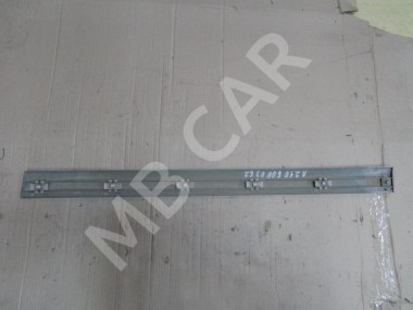 Молдинг двери MERCEDES-BENZ E-класс W210/S210 (1995 - 1999) — Разборка Мерседес