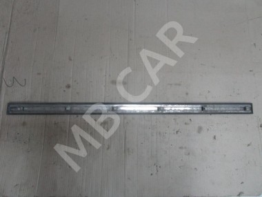 Молдинг двери MERCEDES-BENZ W124 W124/S124/C124/A124 (1984 - 1993) — Разборка Мерседес