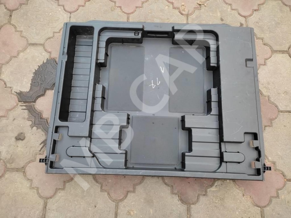 Ящик для инструментов MERCEDES-BENZ E-класс W212/S212/C207/A207 (2009 - 2013) фото 1 — Разборка Мерседес