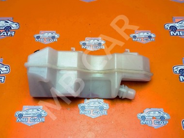 Бачок расширительный MERCEDES-BENZ C-класс AMG W205/S205/C205/A205 (2014 - 2018) — Разборка Мерседес