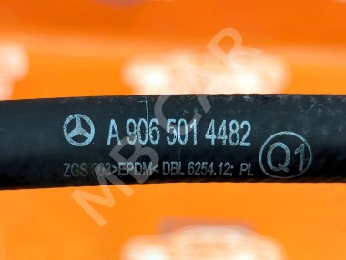 Трубка вентиляции расширительного бака MERCEDES-BENZ Sprinter W906 (2006 - 2019) — Разборка Мерседес